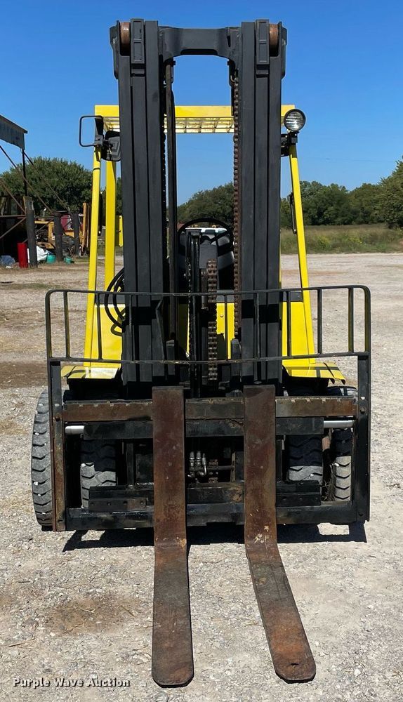image for item NY9986 2005 Hyster H110XM  forklift