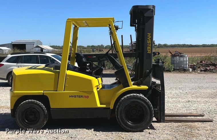 image for item NY9986 2005 Hyster H110XM  forklift