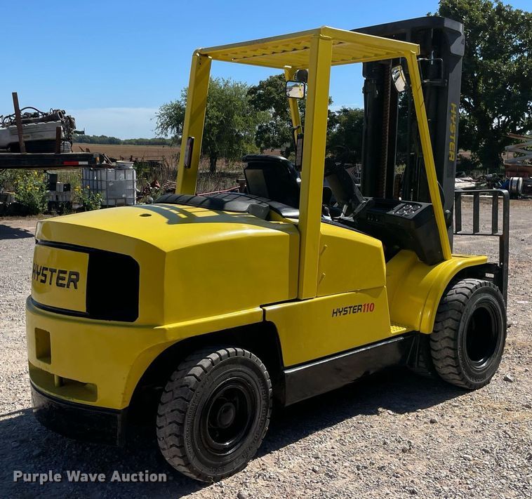 image for item NY9986 2005 Hyster H110XM  forklift