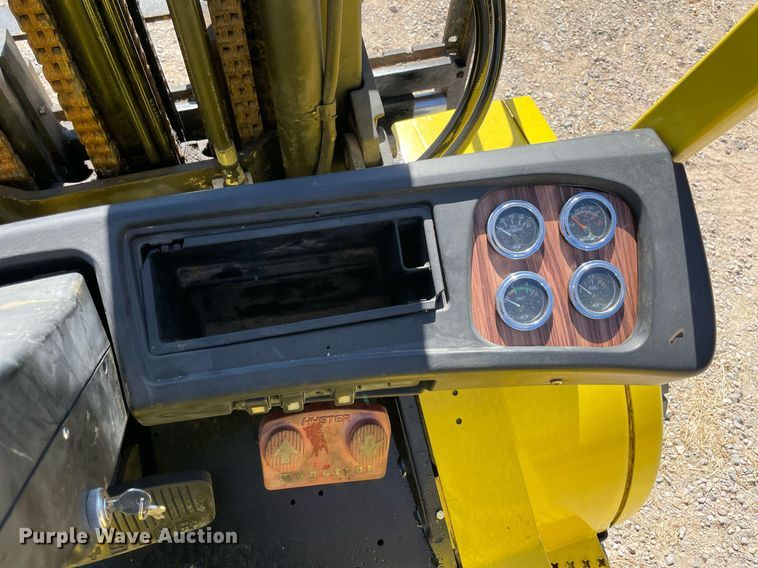 image for item NY9986 2005 Hyster H110XM  forklift