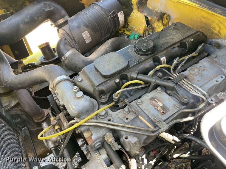 image for item NY9986 2005 Hyster H110XM  forklift