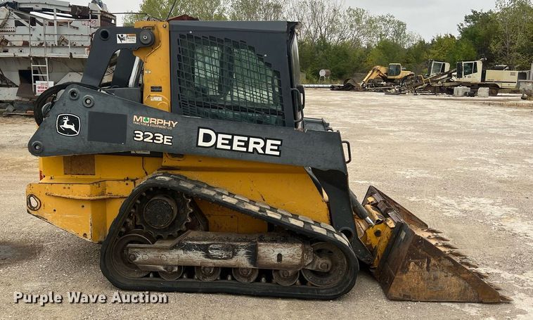 image for item OA9006 2014 John Deere 323E tracked skid steer loader
