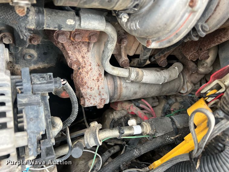 image for item OA9006 2014 John Deere 323E tracked skid steer loader