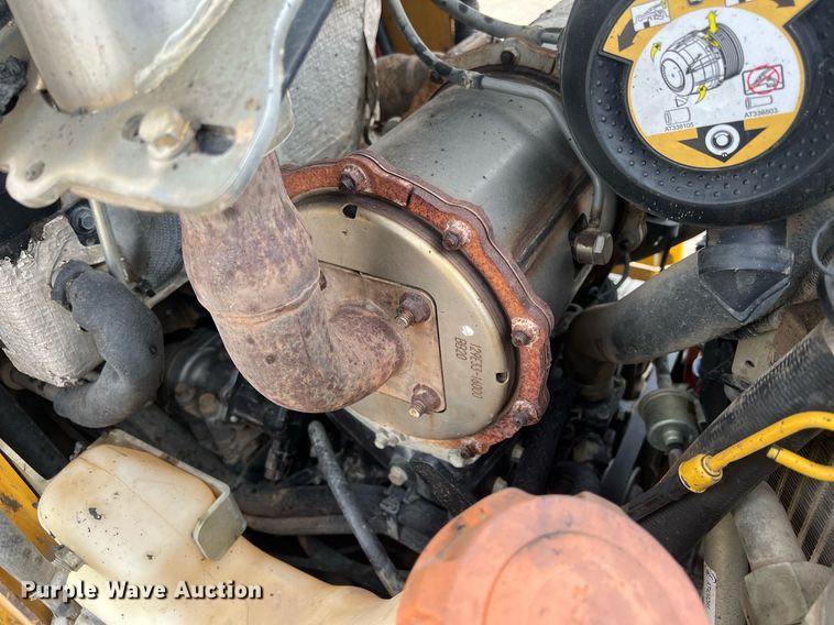 image for item OA9006 2014 John Deere 323E tracked skid steer loader