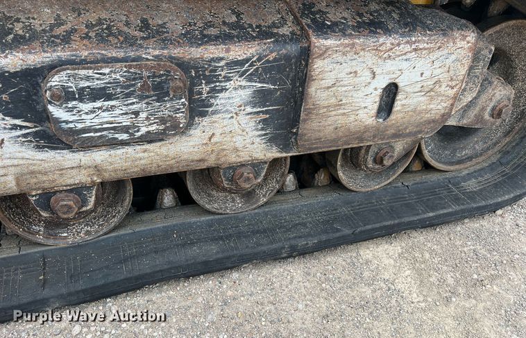 image for item OA9006 2014 John Deere 323E tracked skid steer loader