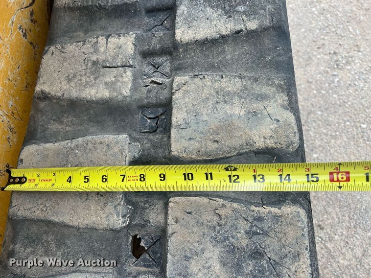 image for item OA9006 2014 John Deere 323E tracked skid steer loader