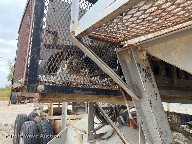 image for item OA9009 1960 Cedarapids Super 60  screen