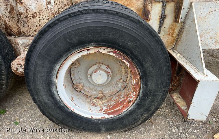 image for item OA9009 1960 Cedarapids Super 60  screen