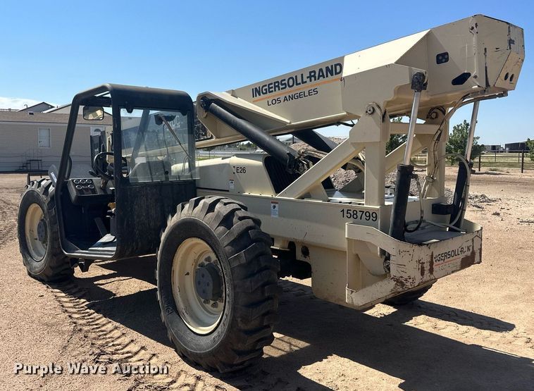 image for item OC9515 Ingersoll Rand VR-843  telehandler
