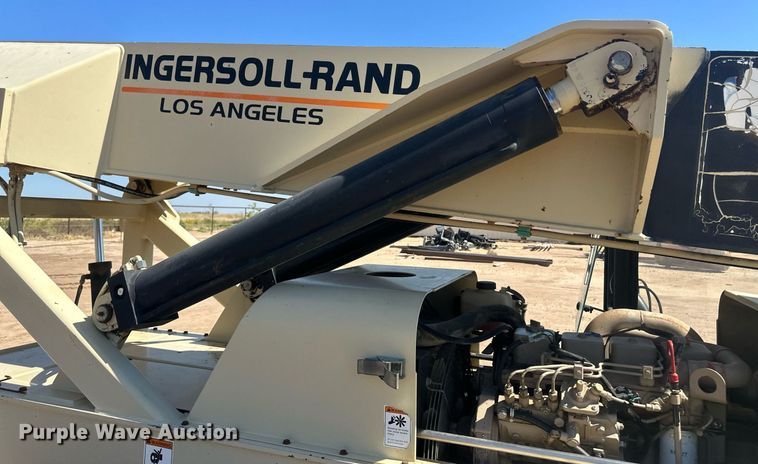 image for item OC9515 Ingersoll Rand VR-843  telehandler
