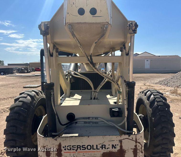 image for item OC9515 Ingersoll Rand VR-843  telehandler