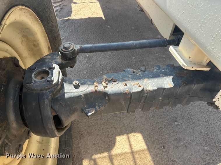 image for item OC9515 Ingersoll Rand VR-843  telehandler