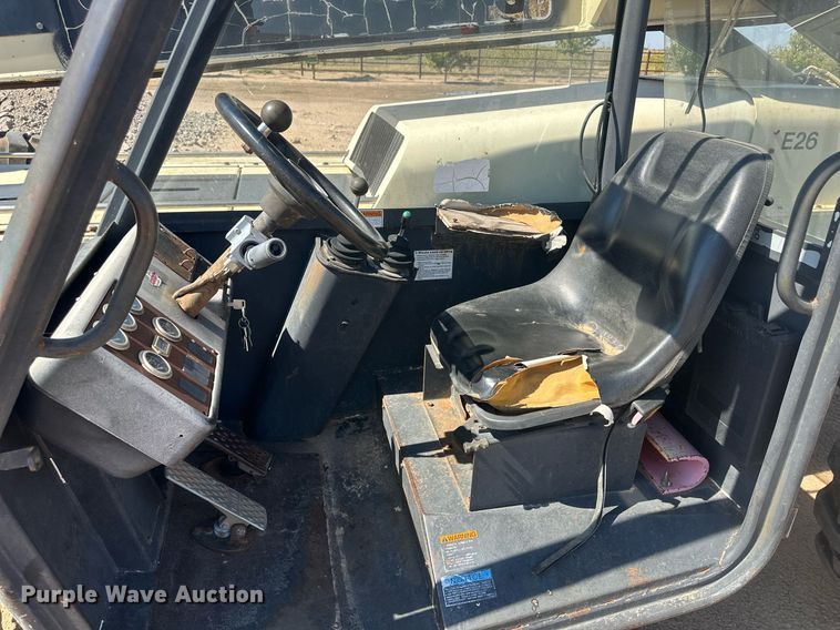 image for item OC9515 Ingersoll Rand VR-843  telehandler