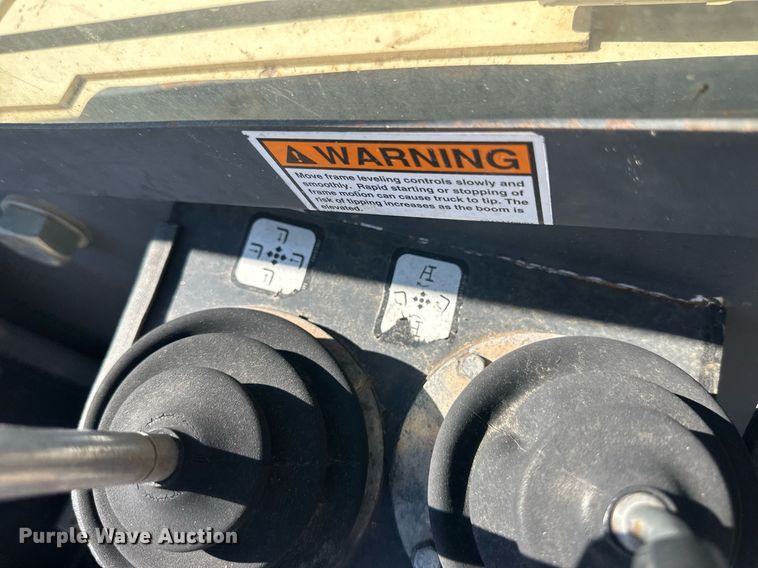 image for item OC9515 Ingersoll Rand VR-843  telehandler