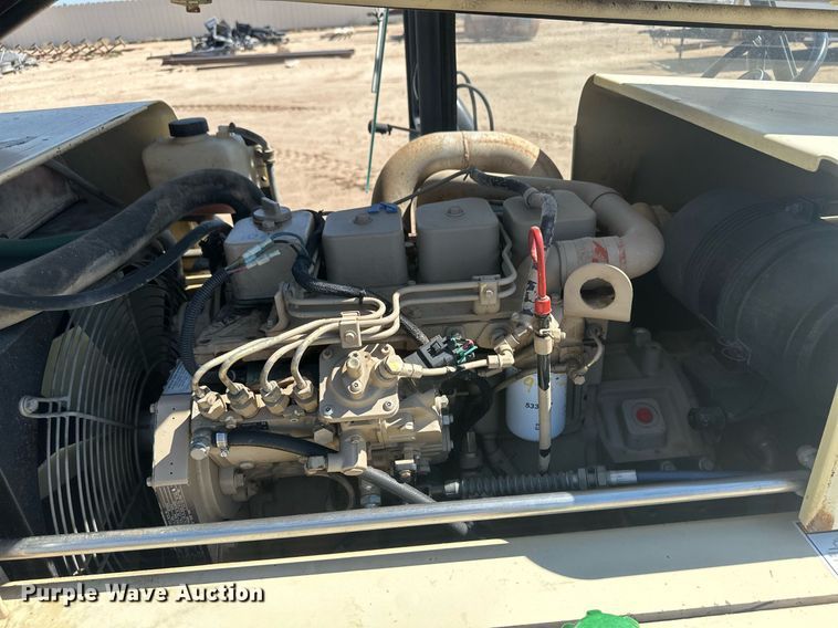 image for item OC9515 Ingersoll Rand VR-843  telehandler