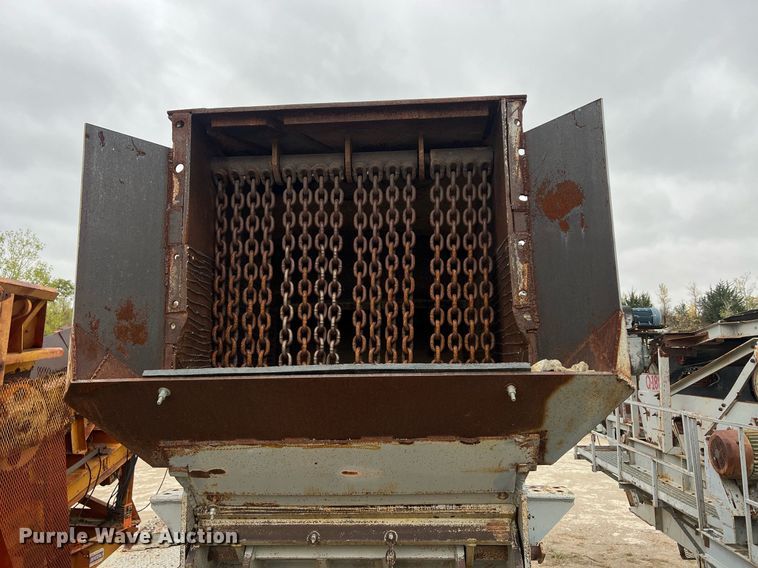 image for item OC9555 1975 Universal 4555 Impact Master crusher