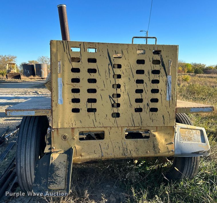 image for item OF9093 Caterpillar  oilfield pump