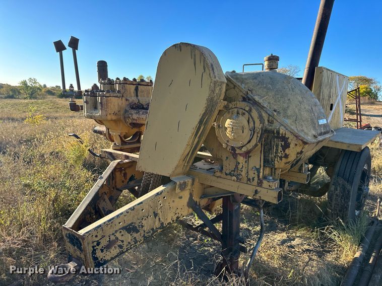 image for item OF9093 Caterpillar  oilfield pump