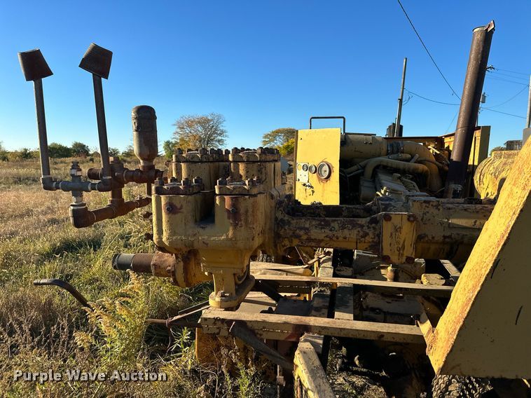 image for item OF9093 Caterpillar  oilfield pump