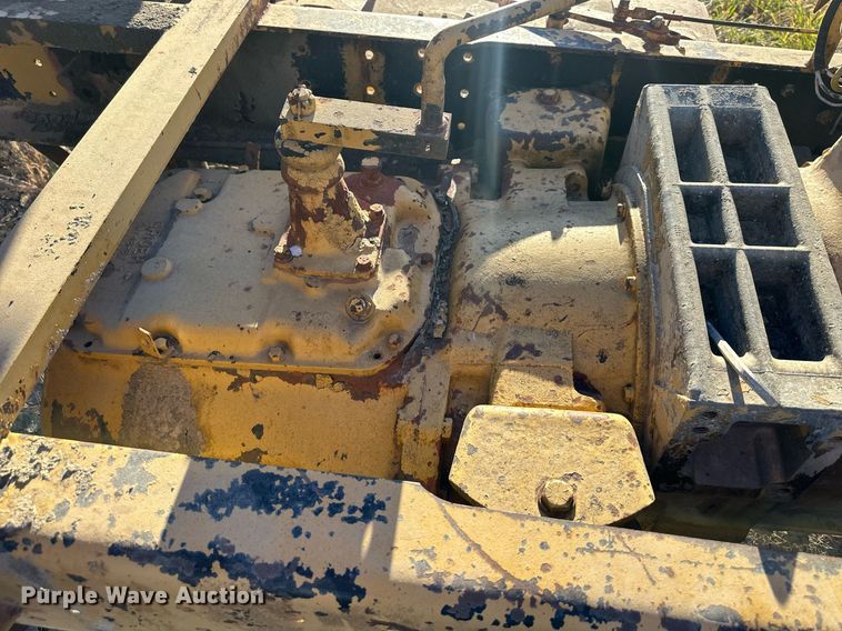 image for item OF9093 Caterpillar  oilfield pump