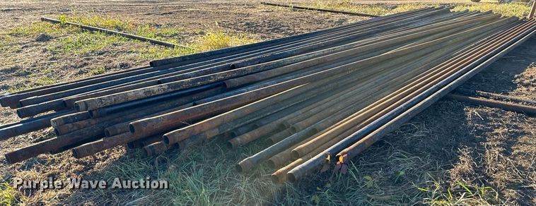 image for item OF9099 Approximately 100 oilfield pipe