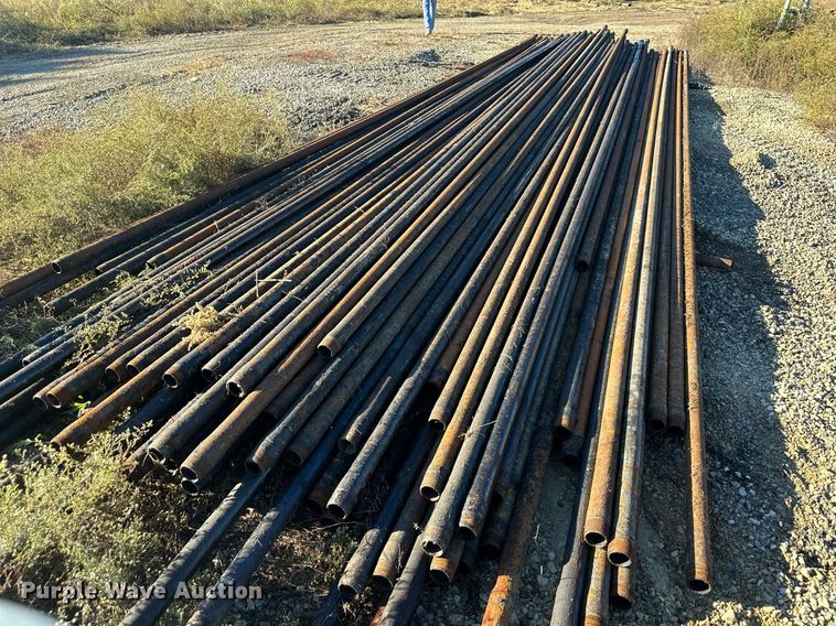image for item OF9104 Approximately 100 oilfield pipe