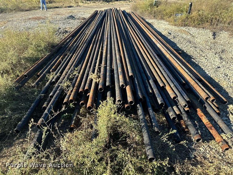 image for item OF9104 Approximately 100 oilfield pipe