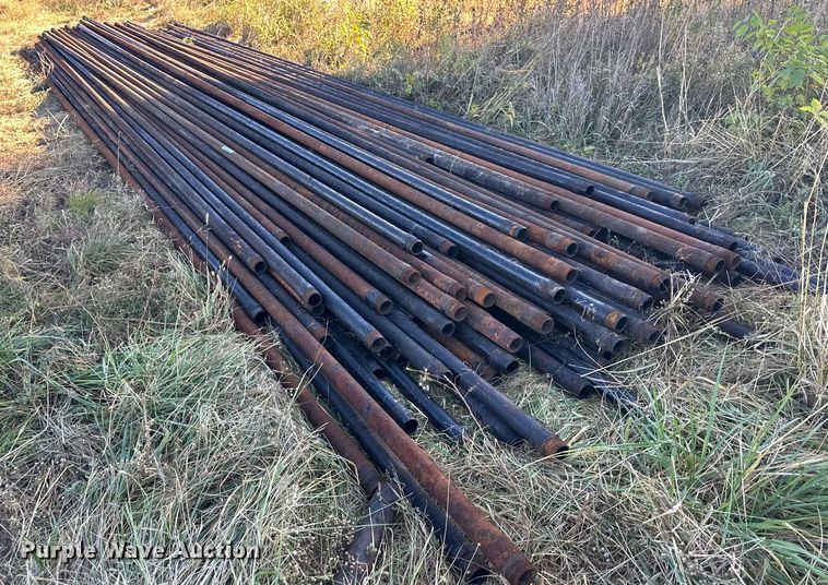 image for item OF9105 Approximately 100 oilfield pipe