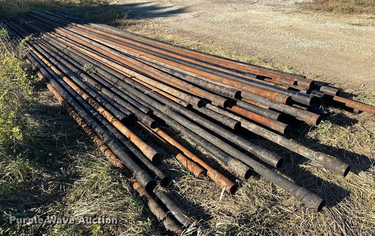 image for item OF9105 Approximately 100 oilfield pipe