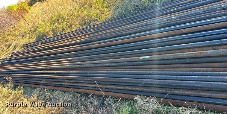 image for item OF9105 Approximately 100 oilfield pipe