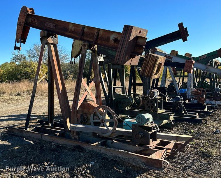 image for item OF9107 (5) oilfield pump jacks