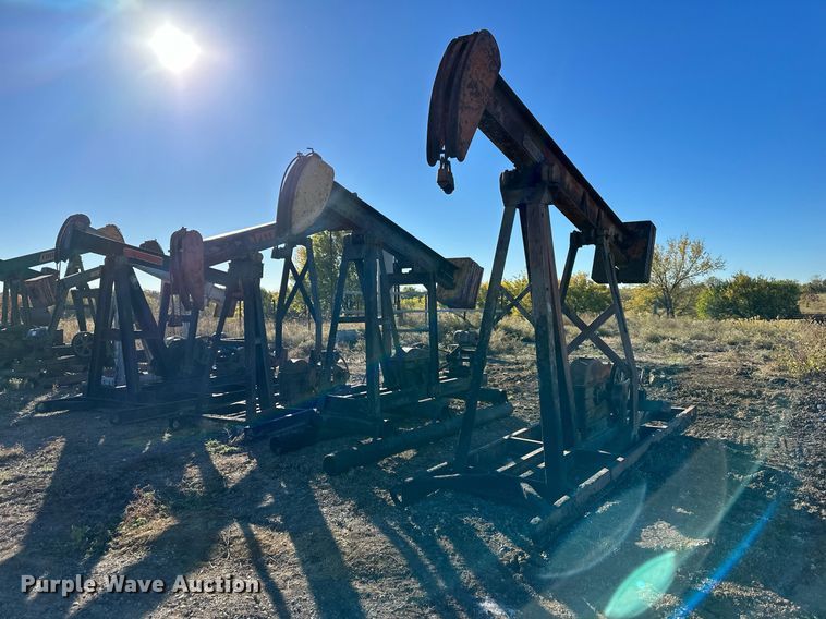 image for item OF9107 (5) oilfield pump jacks