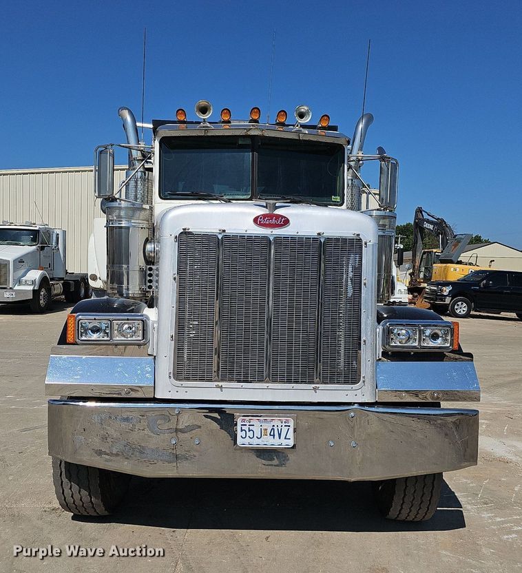 image for item OG9475 1996 Peterbilt 378  dump truck