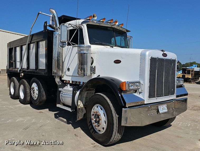image for item OG9475 1996 Peterbilt 378  dump truck
