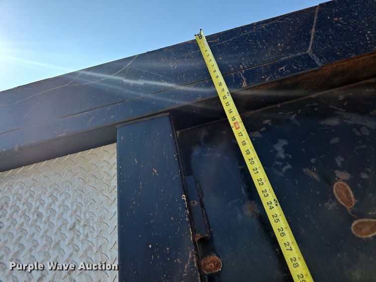 image for item OG9475 1996 Peterbilt 378  dump truck