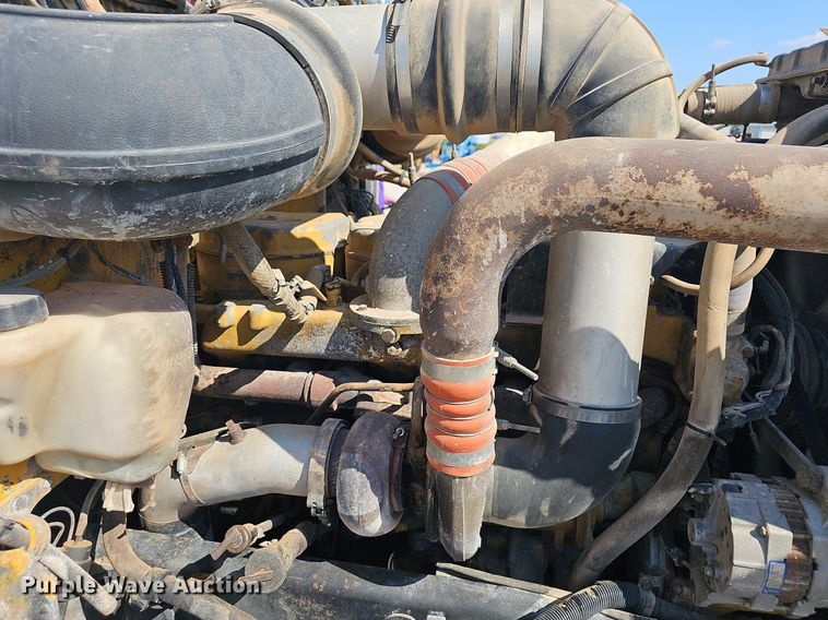 image for item OG9475 1996 Peterbilt 378  dump truck