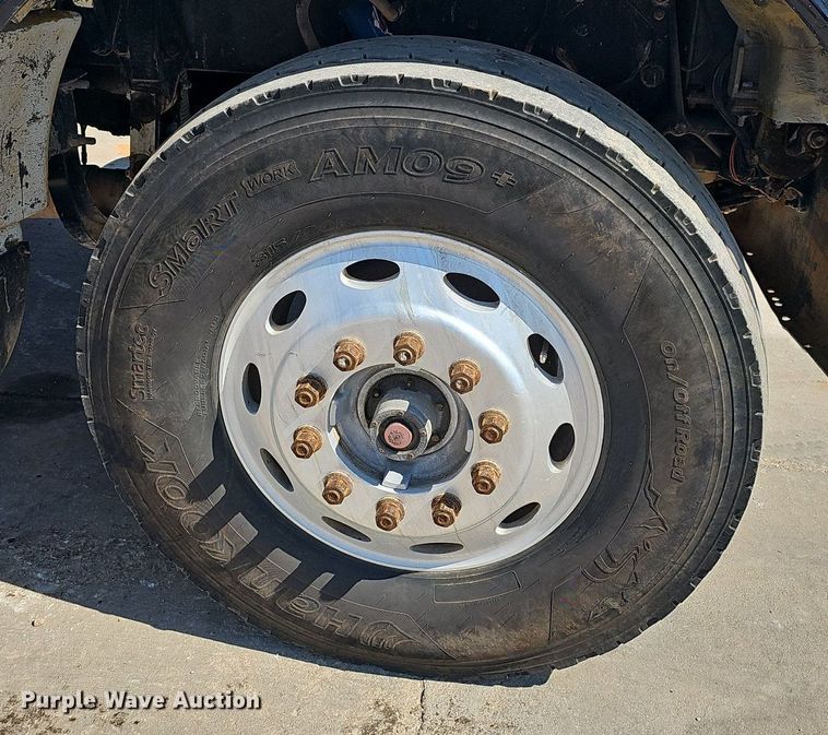 image for item OG9475 1996 Peterbilt 378  dump truck