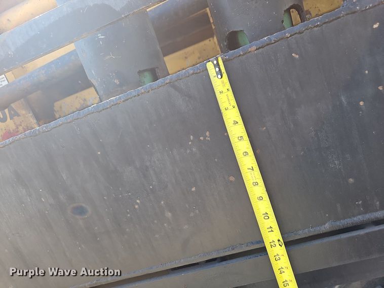 image for item OG9476 1992 International 9400  fluid mix truck