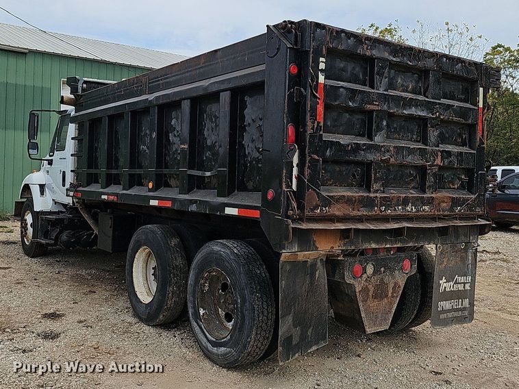 image for item OG9489 2005 International 7400  dump truck
