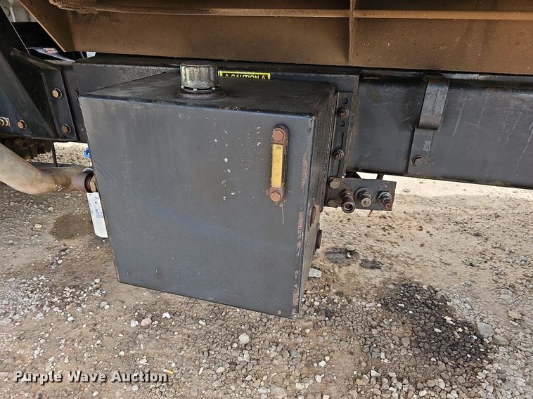 image for item OG9489 2005 International 7400  dump truck