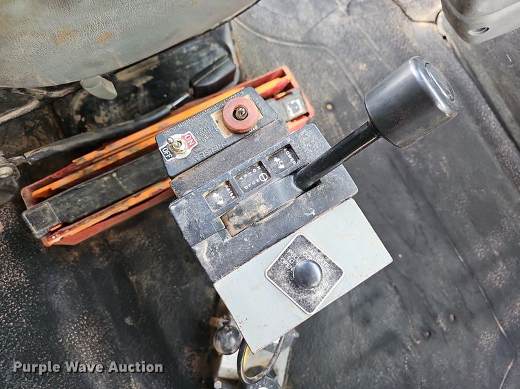 image for item OG9489 2005 International 7400  dump truck