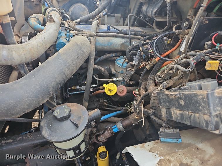 image for item OG9489 2005 International 7400  dump truck