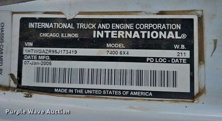 image for item OG9489 2005 International 7400  dump truck