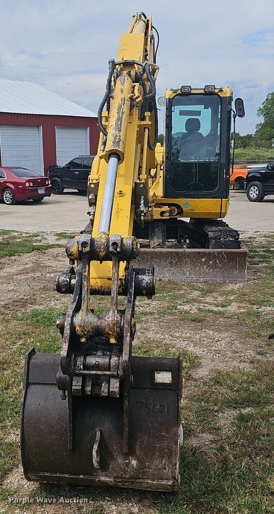 image for item OG9490 2017 Komatsu PC88MR-10  mini excavator