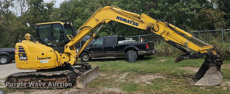 image for item OG9490 2017 Komatsu PC88MR-10  mini excavator
