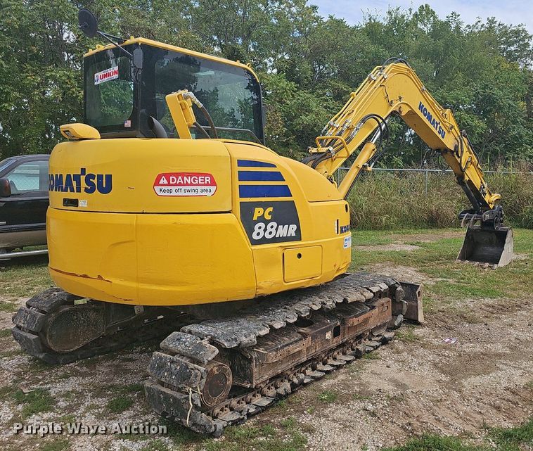 image for item OG9490 2017 Komatsu PC88MR-10  mini excavator