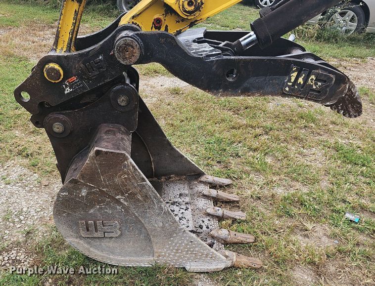 image for item OG9490 2017 Komatsu PC88MR-10  mini excavator