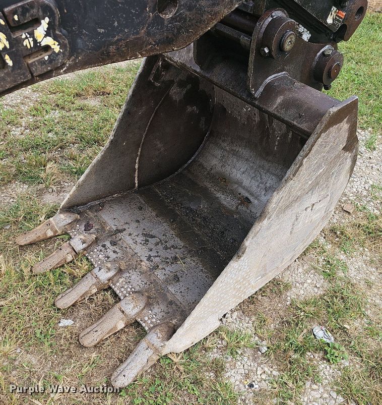 image for item OG9490 2017 Komatsu PC88MR-10  mini excavator