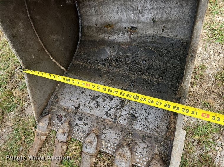 image for item OG9490 2017 Komatsu PC88MR-10  mini excavator