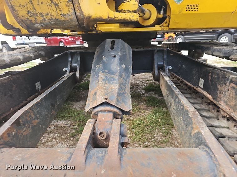 image for item OG9490 2017 Komatsu PC88MR-10  mini excavator